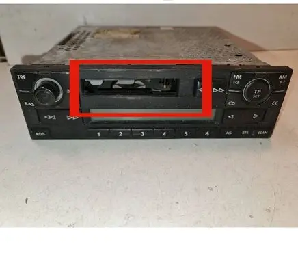 Volkswagen Golf IV Radio/CD/DVD/GPS head unit 8631122603