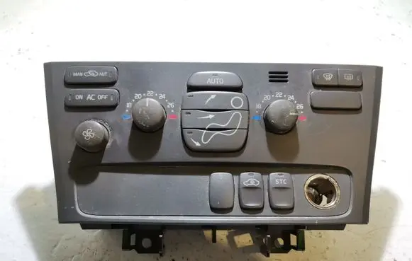 Volvo XC90 Climate control unit 8691950