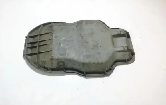 Mercedes-Benz E W124 Headlight/headlamp dust cover
