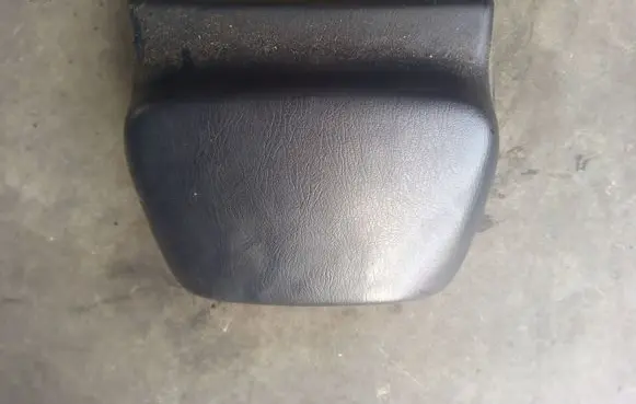 Nissan Primera Steering wheel column trim 484702F000