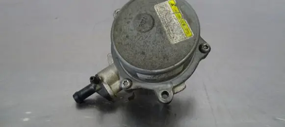 KIA Soul Vacuum pump 28810-2A101