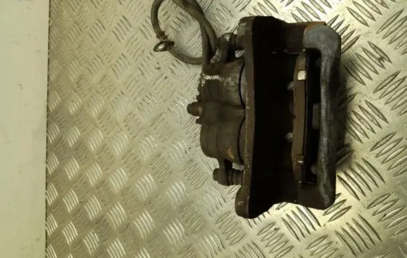 Subaru XV II Rear brake caliper T25
