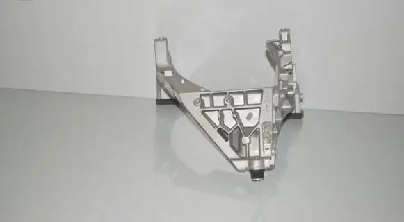 BMW 5 F10 F11 Steering rack mounting bracket 6140829