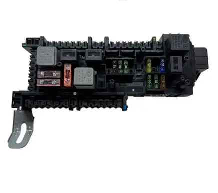 Mercedes-Benz E W212 Fuse module 2129000204