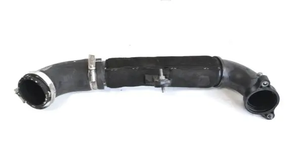 Audi A3 S3 8P Intercooler hose/pipe 04L145828B
