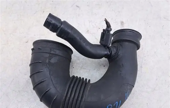 Mercedes-Benz E W211 Coolant pipe/hose 