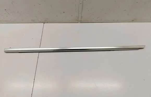 Mercedes-Benz E W214 Front door glass trim molding A2147200700