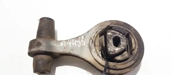 Fiat Doblo Engine mount bracket