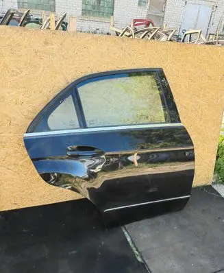 Mercedes-Benz E W212 Rear door 