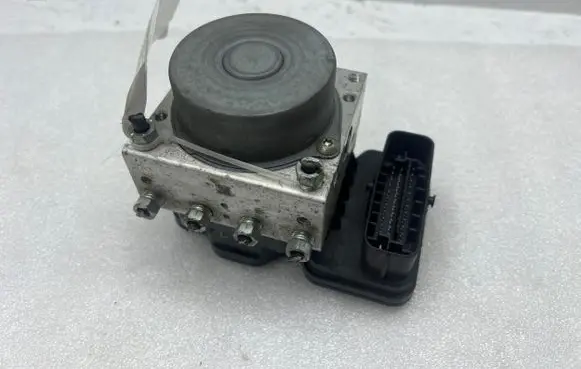 Toyota C-HR I ABS Pump 4451047070