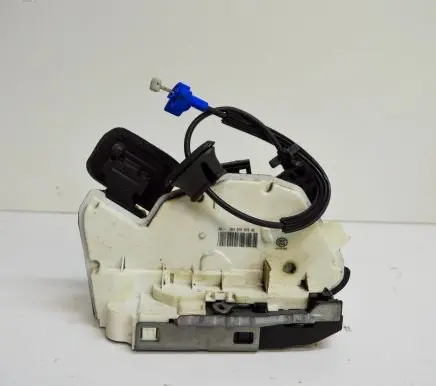 Seat Leon (5F) Rear door lock 5K4839016AG