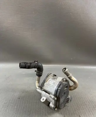 Volkswagen Touran III EGR valve 04L131501RV110
