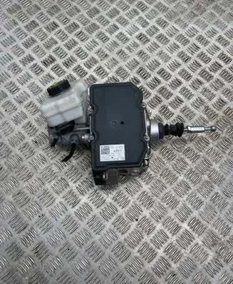 Audi Q7 4M Brake booster 4M0614105T 070621 0204N00263