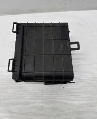 Volkswagen Golf V Battery box tray 1K0915336B