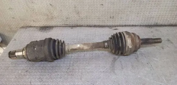 Toyota Avensis T250 Front driveshaft