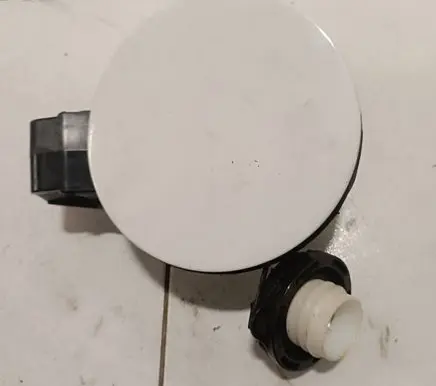 Hyundai Santa Fe Fuel tank cap 695132w000