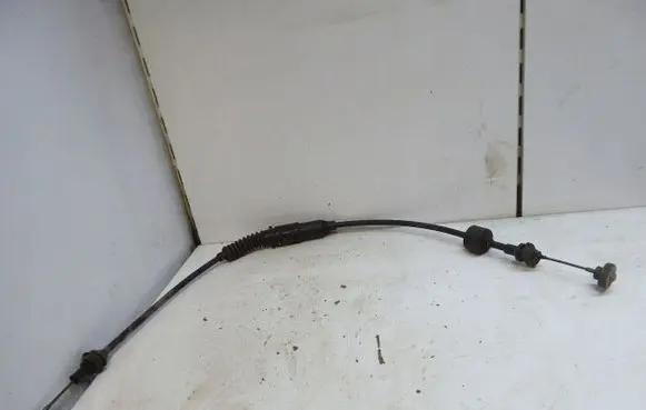 Volkswagen Polo III 6N 6N2 6NF Clutch cable 6N1721335