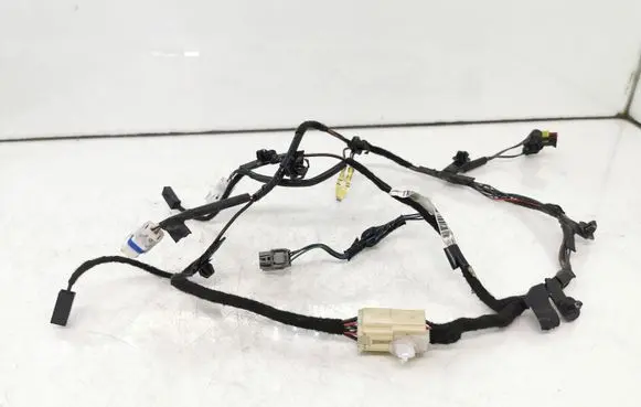Mitsubishi Colt Tailgate/trunk wiring harness MN108060