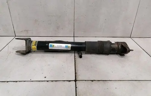 Mercedes-Benz ML W164 Rear shock absorber/damper A1643200831