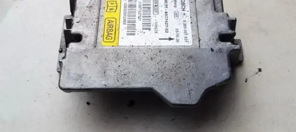 BMW 1 E81 E87 Airbag control unit/module 6577697742701 0285001531