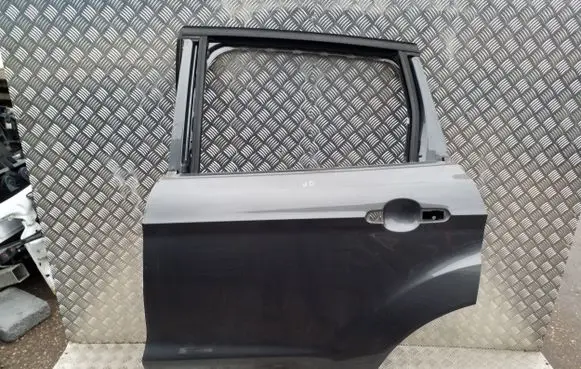 Ford Kuga II Rear door