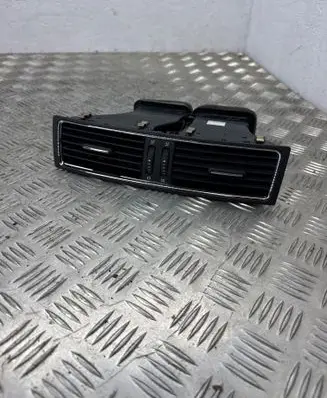 Skoda Superb B6 (3T) Dash center air vent grill 3T0820951A
