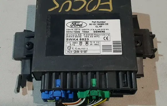 Ford Focus Comfort/convenience module 5WK48823