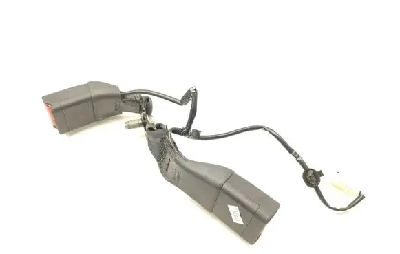 Suzuki Vitara (LY) Middle seatbelt buckle (rear) 1046971