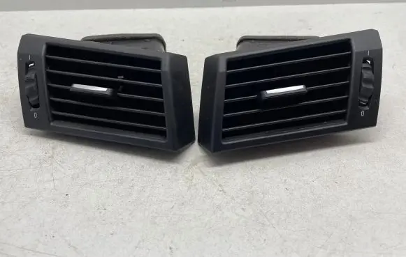 BMW X3 E83 Dashboard side air vent grill/cover trim 3415974