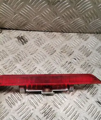 Toyota Avensis Verso Third/center stoplight p1208