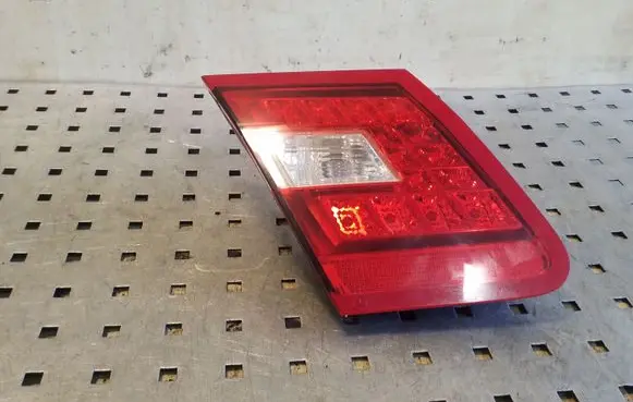 Mercedes-Benz E W212 Tailgate rear/tail lights A2129060358