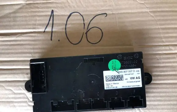 Volkswagen Golf VIII Air conditioner control unit module 3WA907007D 27350200 3WA907007