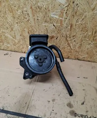 BMW 3 E46 Power steering pump 91208