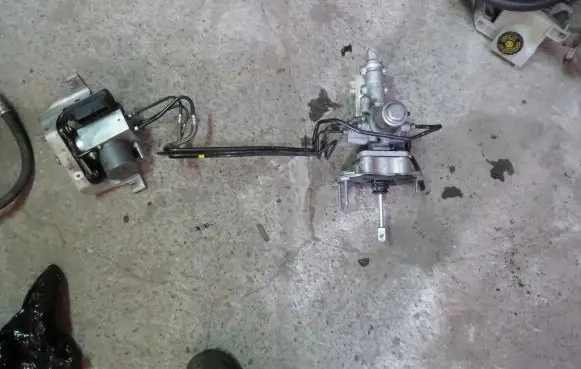 Renault Zoe ABS Pump 472100251R