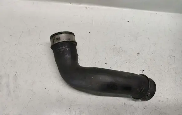 Mercedes-Benz S W220 Intercooler hose/pipe A2205820482