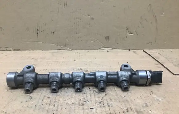 Hyundai i30 Fuel pressure regulator 0281002863 0445214181 314002A420