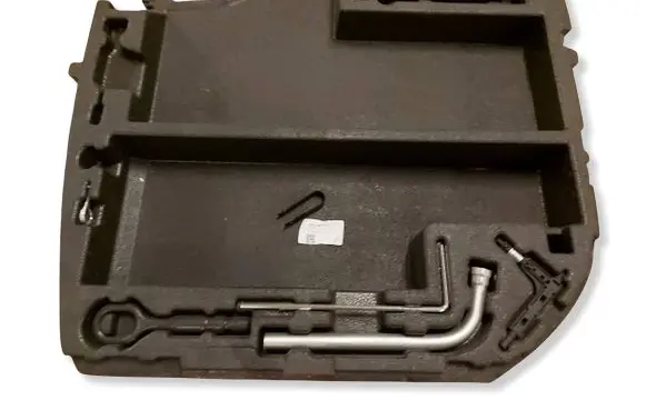 Audi TT TTS RS Mk3 8S Spare wheel section trim 8S0012109B