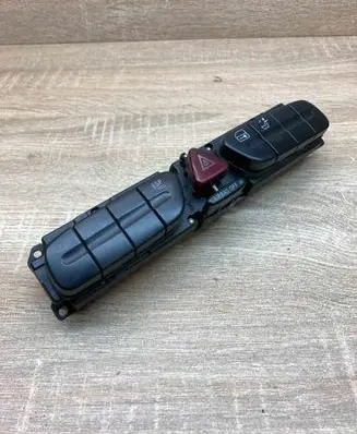 Mercedes-Benz C W203 Hazard light switch 2038203710 WITHPLUG