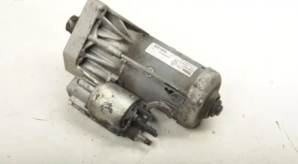 Renault Megane III Starter motor 233007802R