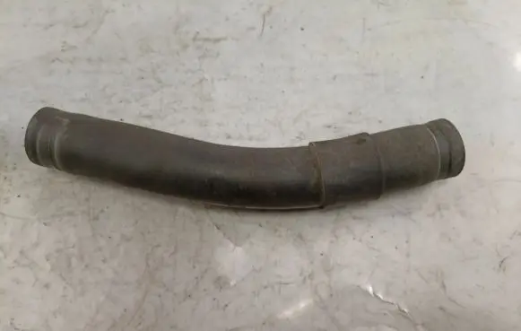 Peugeot 4007 Engine coolant pipe/hose