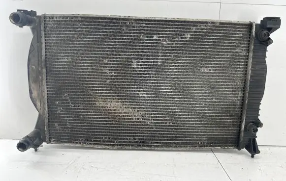Opel Corsa C Coolant radiator