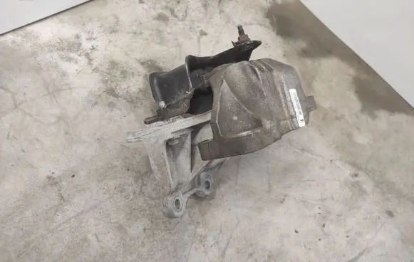 Ford Explorer VI Gearbox mount FB536F020AC