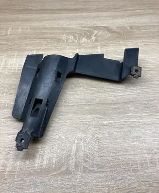 BMW 3 E46 Headlight/headlamp mounting bracket 58201L