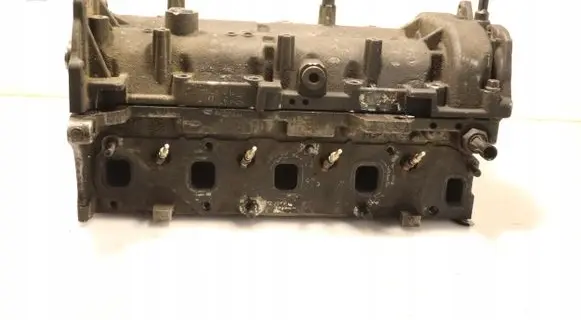 Opel Astra H Engine head 