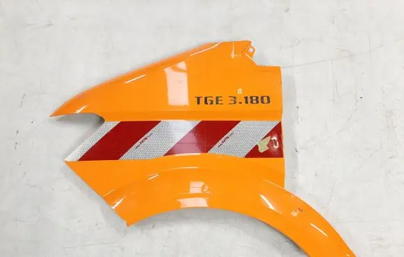 Volkswagen Crafter Fender 7C0821105B