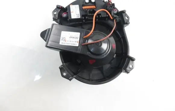 Mercedes-Benz CLA C117 X117 W117 Heater fan/blower 2469064100 2469064200