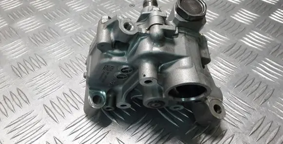 Toyota RAV 4 (XA50) Oil pump 1510025032