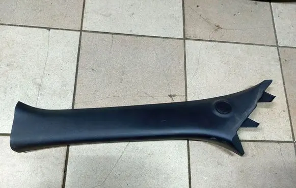 Nissan Juke I F15 (A) pillar trim 769121kb0a