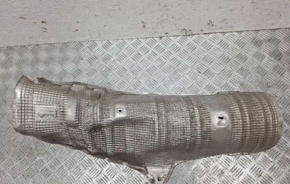 Toyota Auris 150 Exhaust heat shield 5815102120