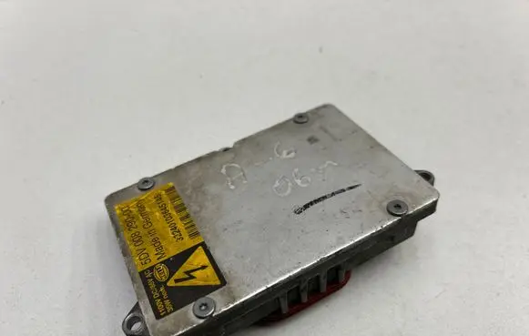 Audi A6 S6 C6 4F Xenon control unit/module 5DV00829000 32240103645145